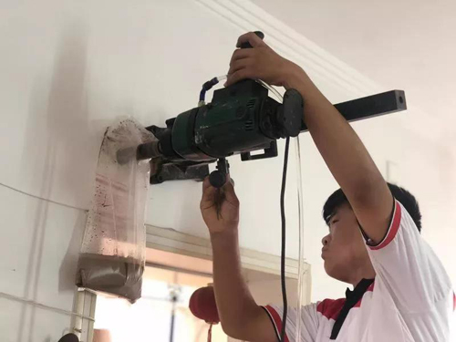 分期付款、簡(jiǎn)化手續(xù)、交叉施工…… 老舊小區(qū)供熱改造搭上“順風(fēng)車(chē)”